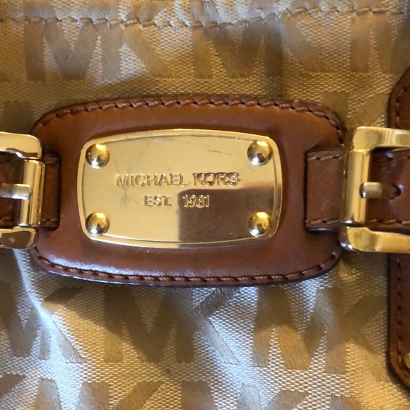 MICHAEL KORS PURSE - Picture 6 of 6